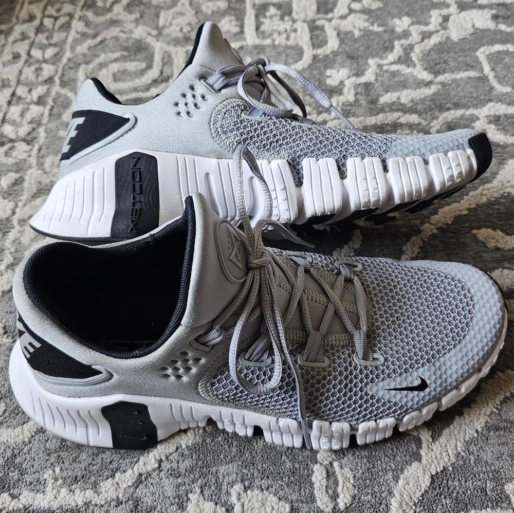 Nike Metcon 4 Training Sneakers